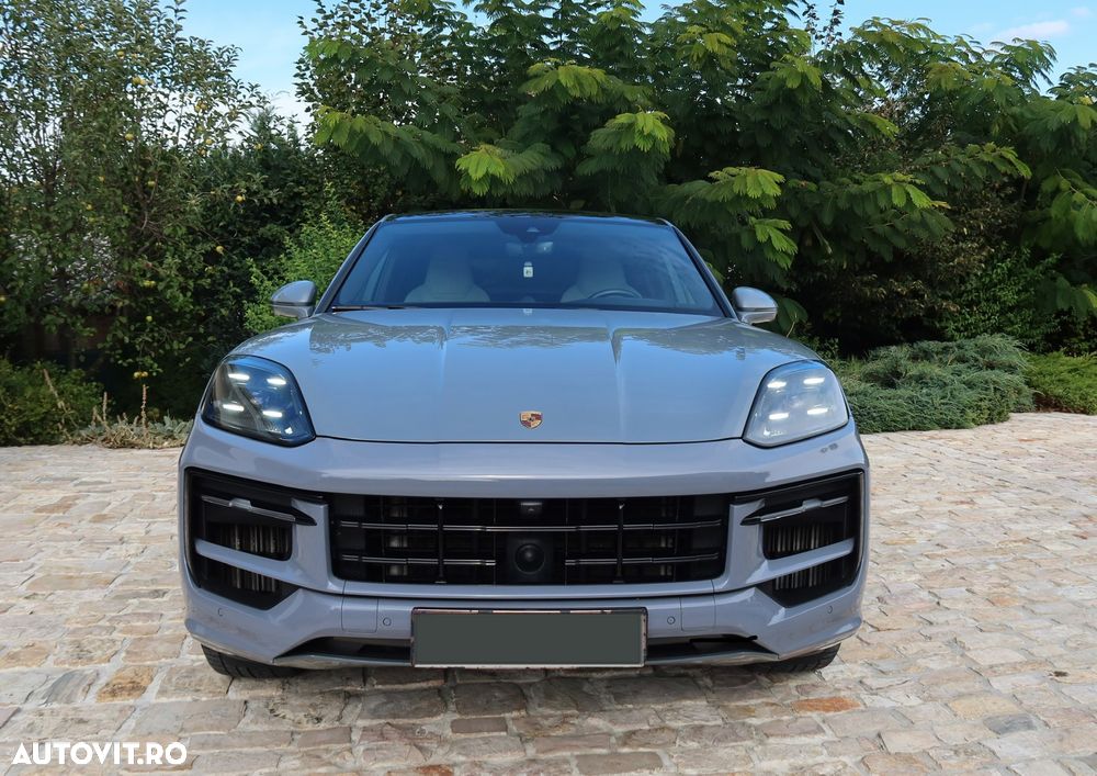 Porsche Cayenne Coupe - 7