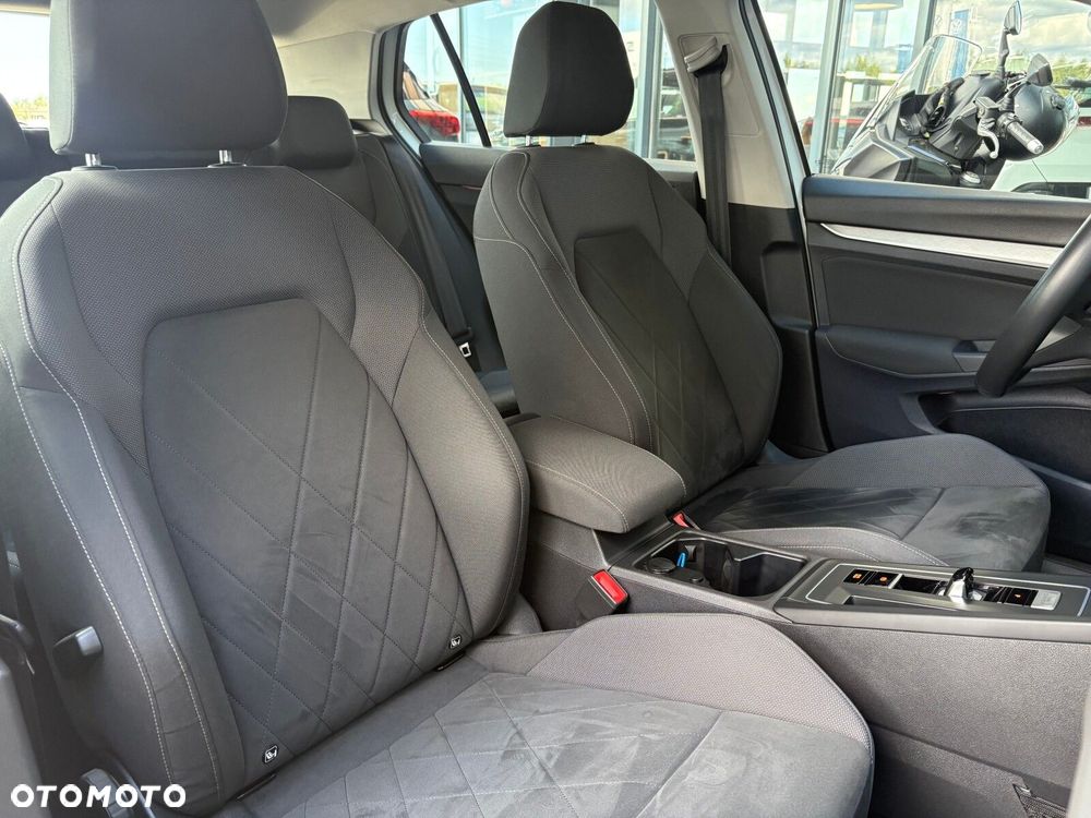 Volkswagen Golf - 18