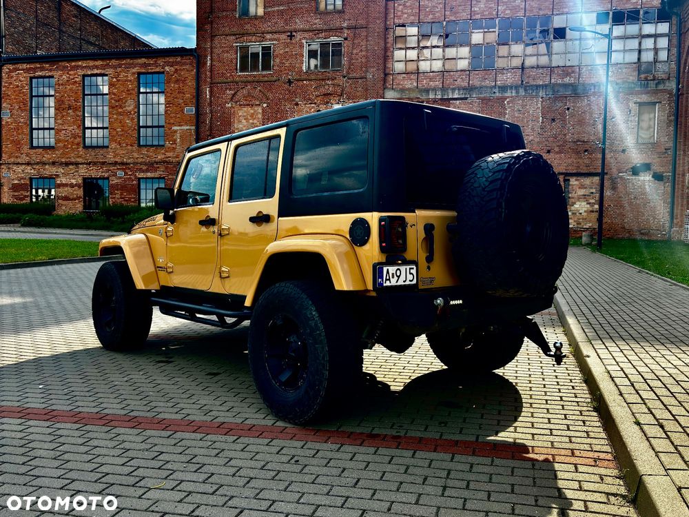 Jeep Wrangler 3.6 Unlim Sahara - 17