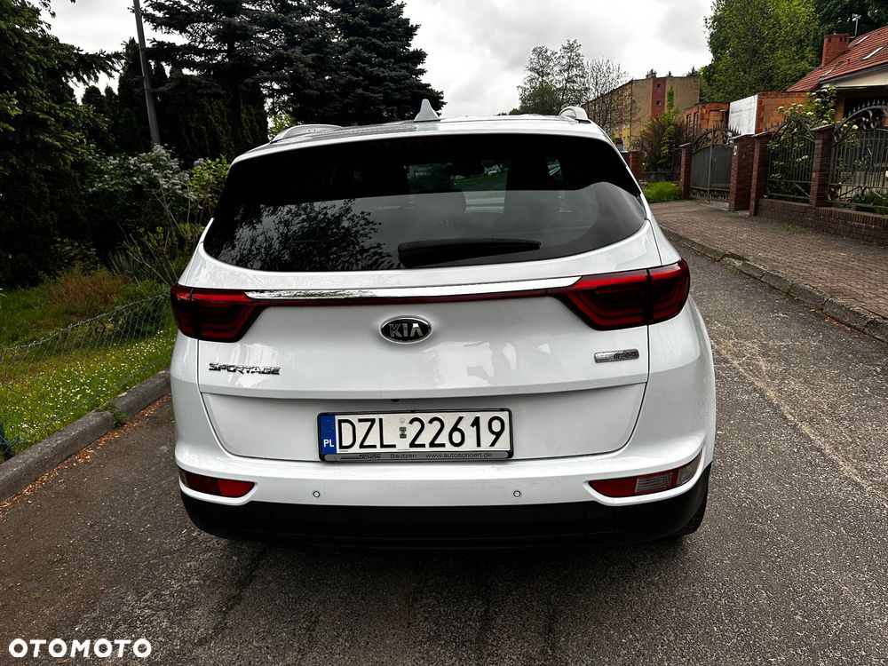Kia Sportage 1.7 CRDI 2WD Dream-Team Edition - 16