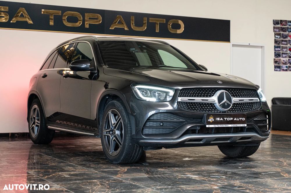 Mercedes-Benz GLC 300 4MATIC 9G-TRONIC AMG Line - 12