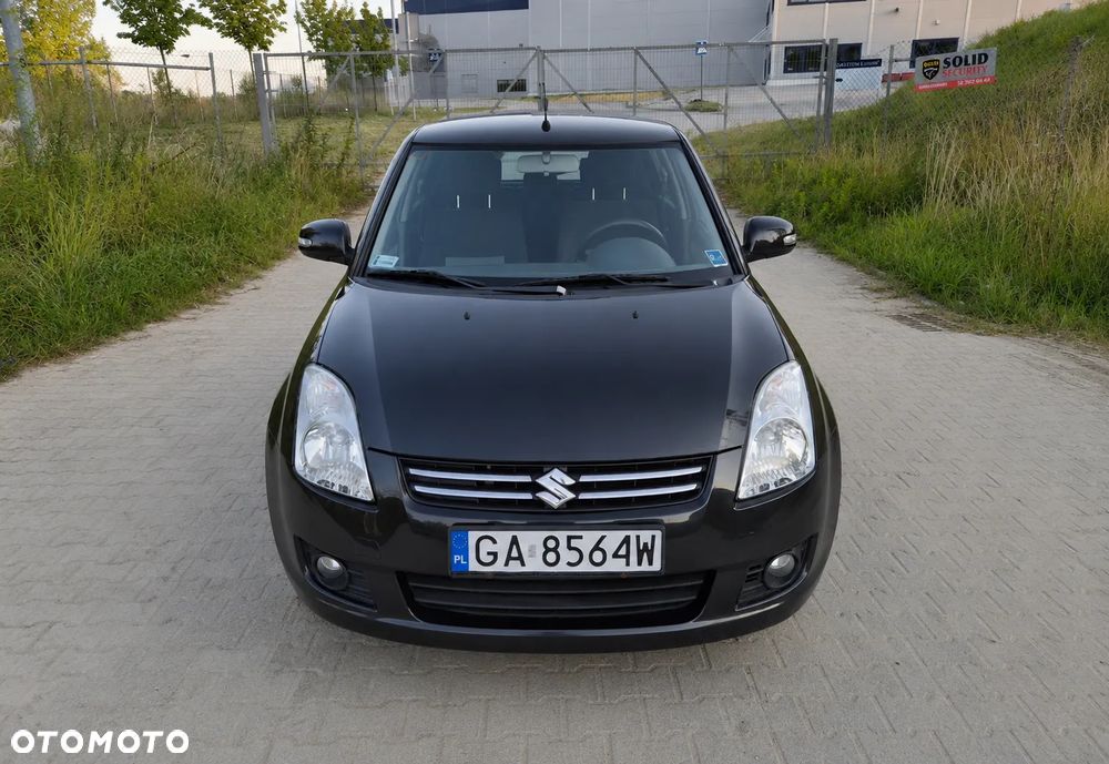 Suzuki Swift 1.3 Limited 25 - 6