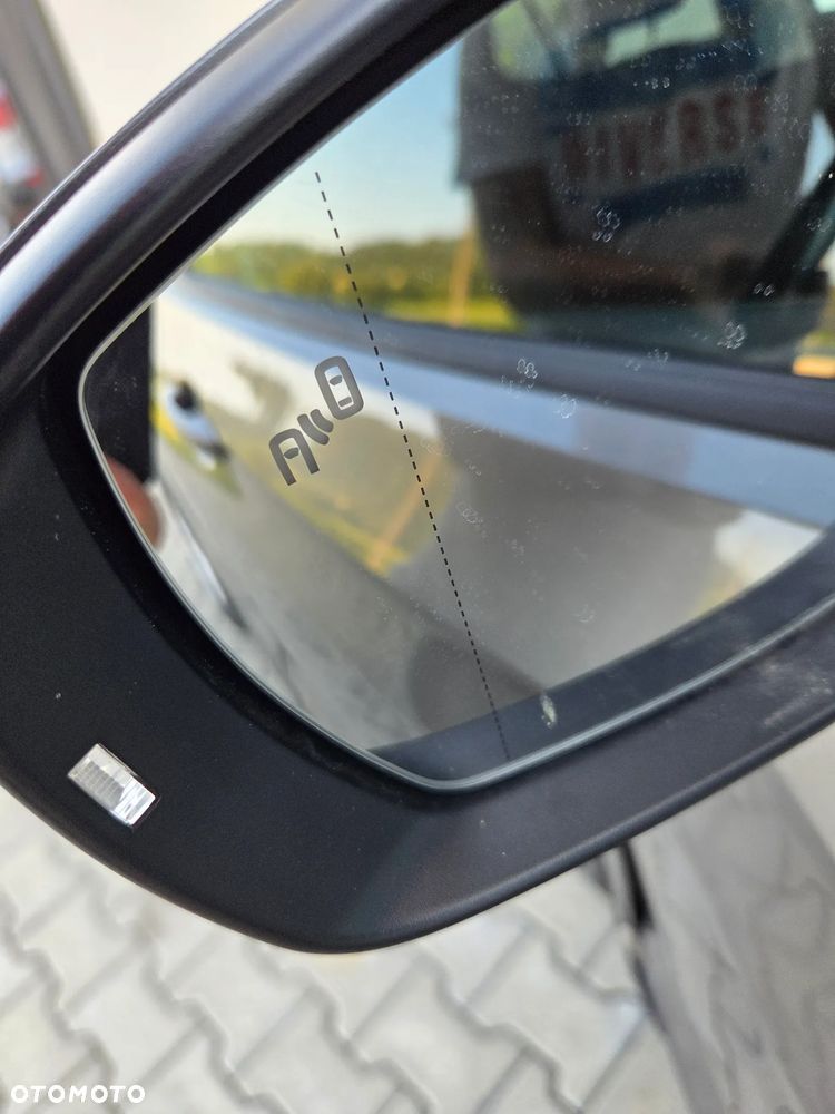 Volkswagen T-Cross - 14