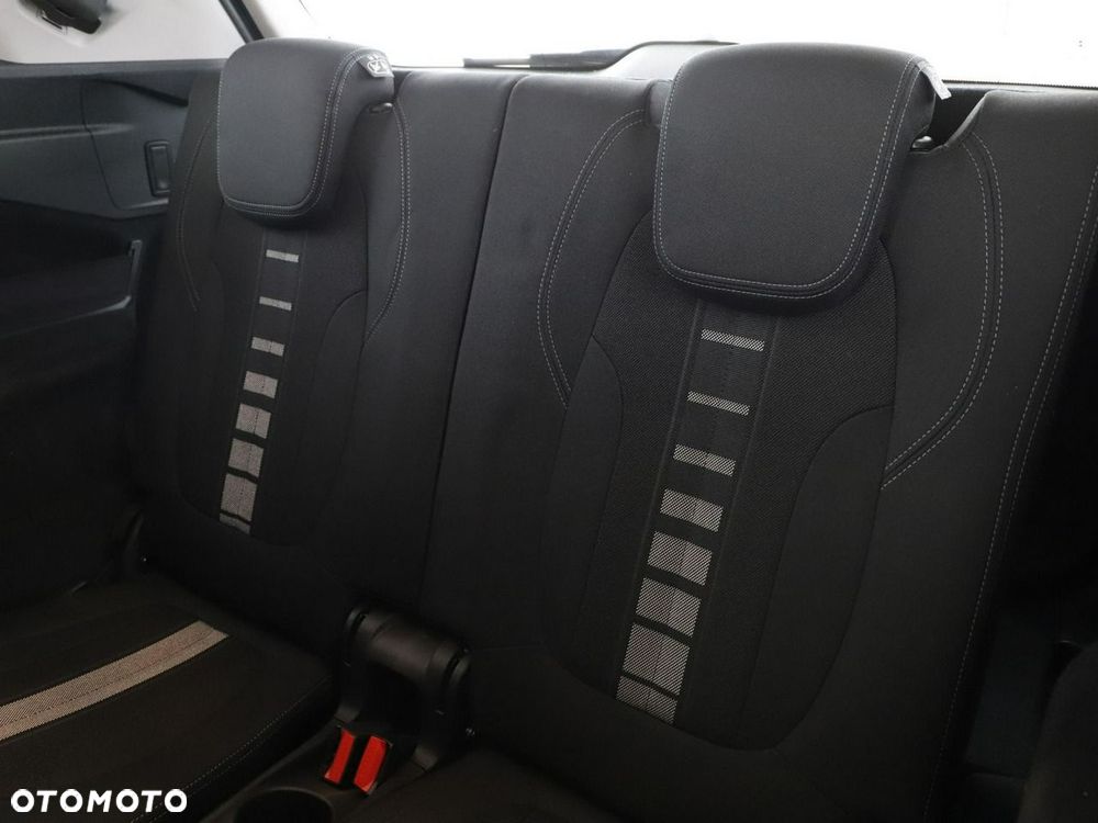 BMW Seria 2 220d GT Sport Line - 40