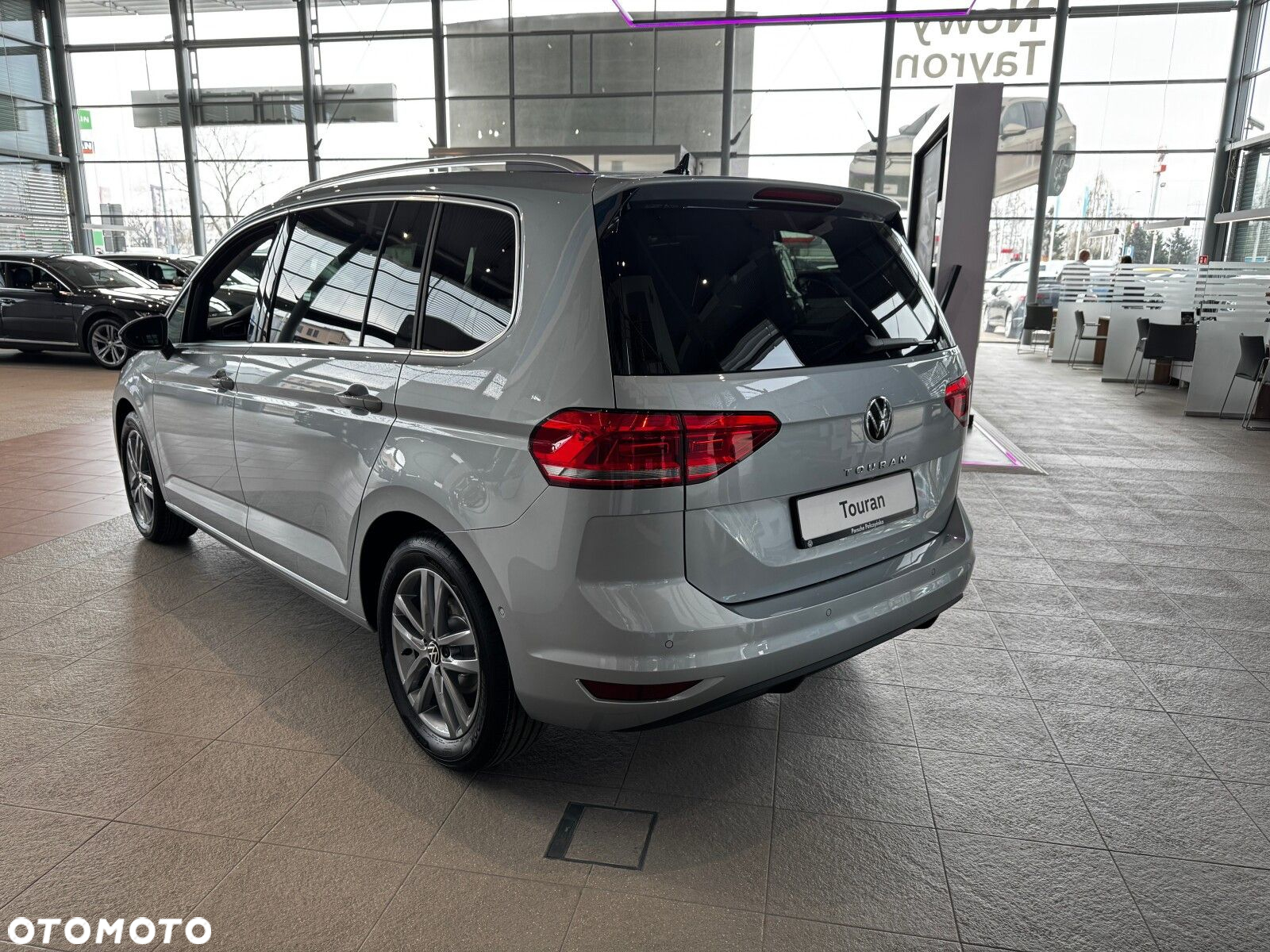 Volkswagen Touran 1.5 TSI EVO Highline DSG - 4