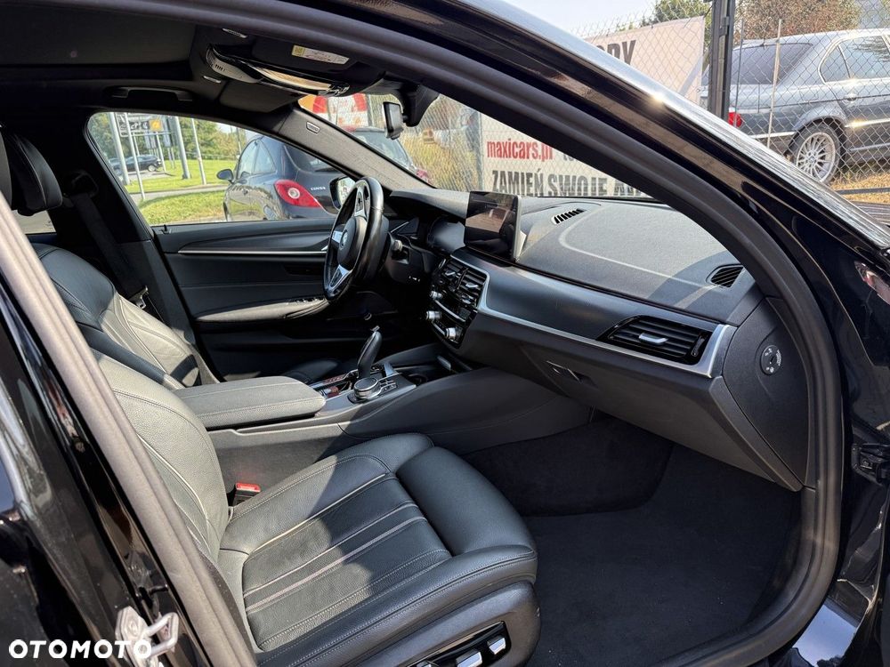 BMW Seria 5 530e M Sport sport - 21
