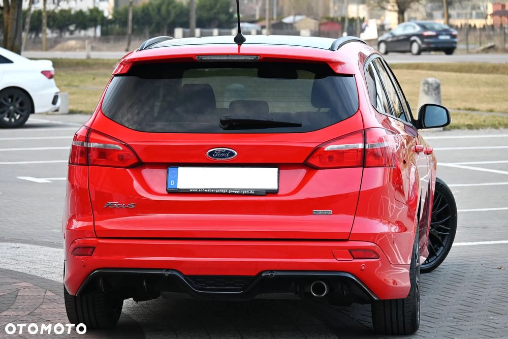 Ford Focus 1.5 EcoBoost STart-Stopp-System ST-LINE X - 12