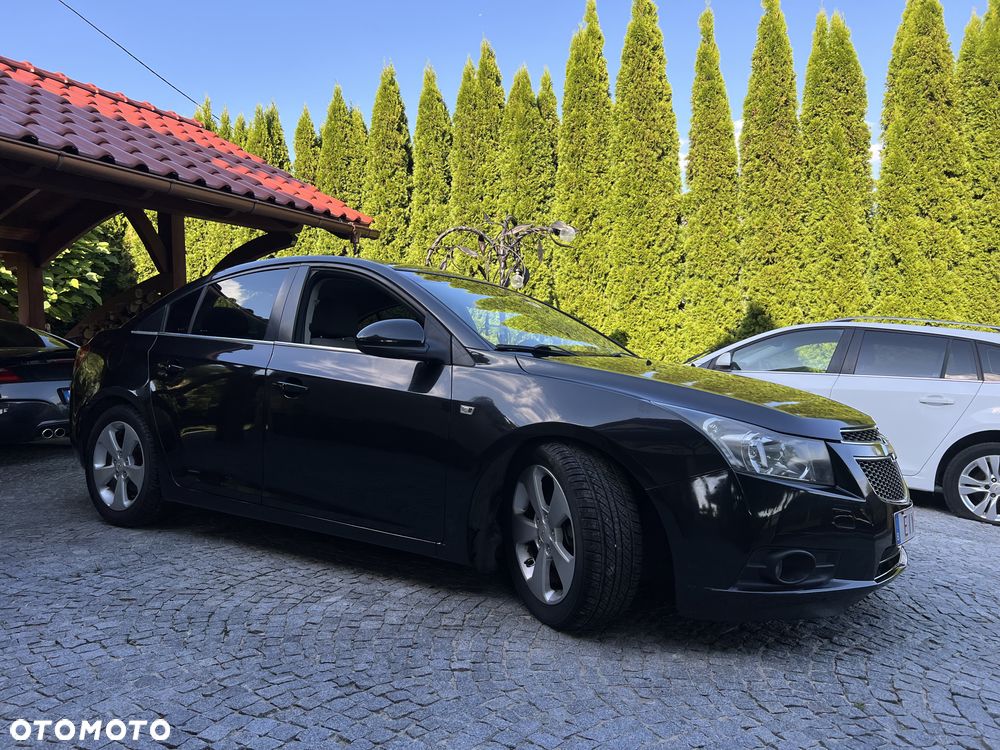 Chevrolet Cruze 2.0 LT - 23