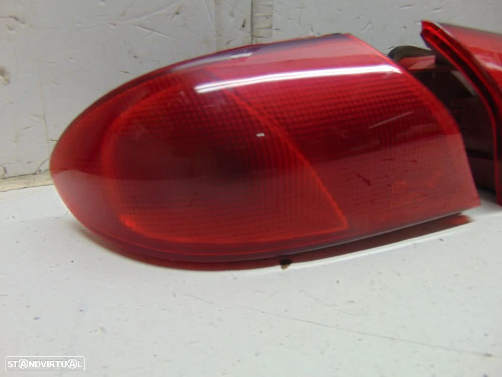 Alfa Romeo 166 farolins - 3