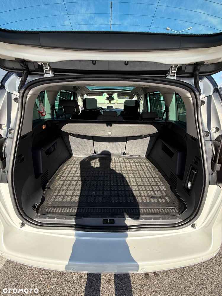 Peugeot 5008 2.0 HDi Allure 7os - 12