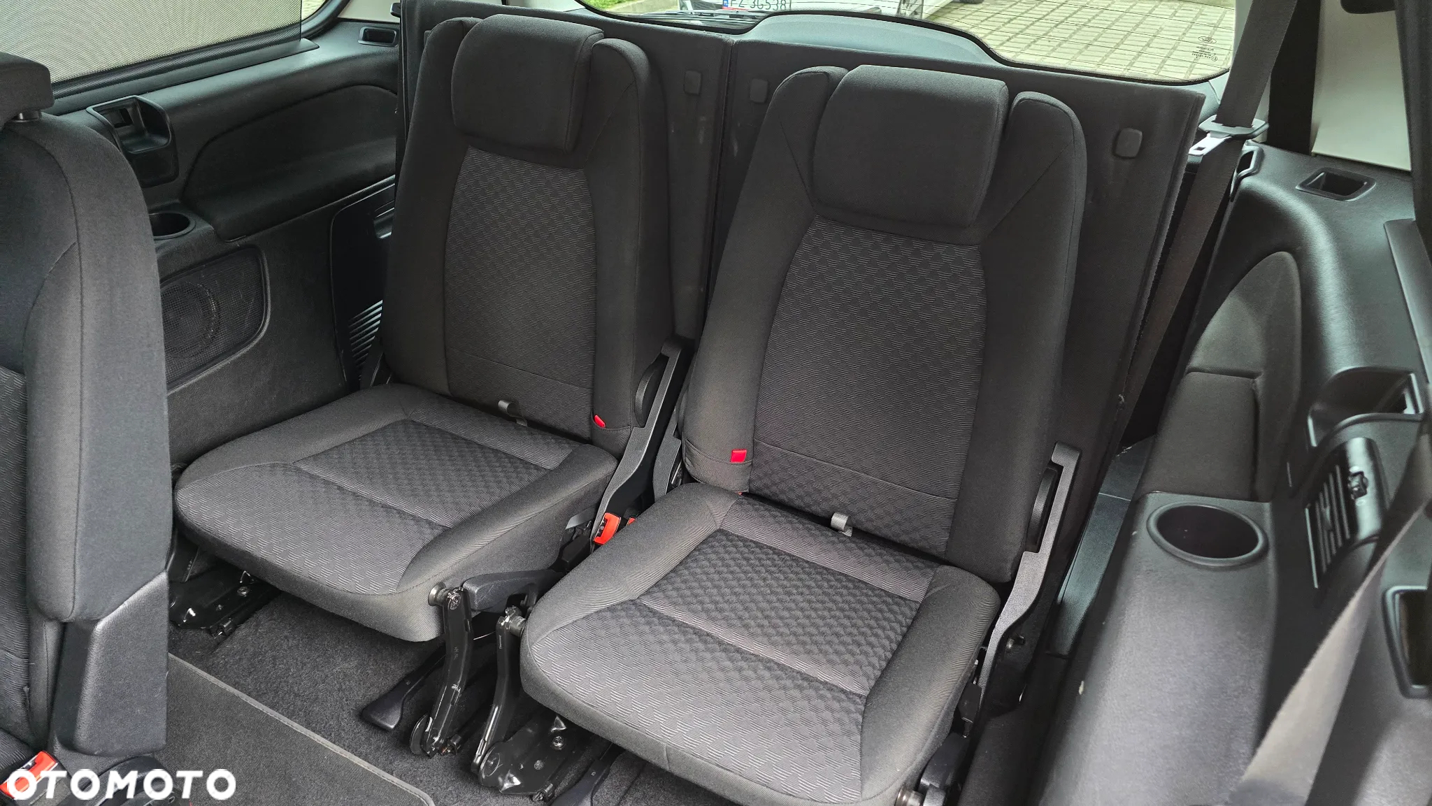 Ford Galaxy 2.0 TDCi Ghia - 26