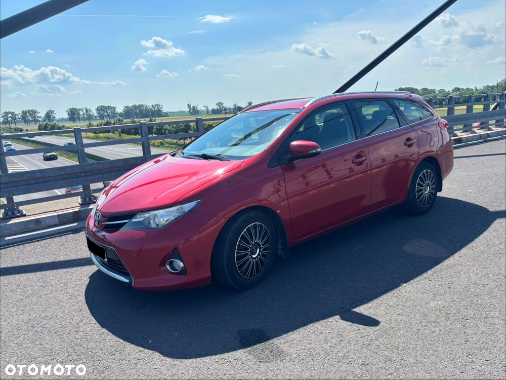 Toyota Auris 1.4 D-4D Comfort - 4