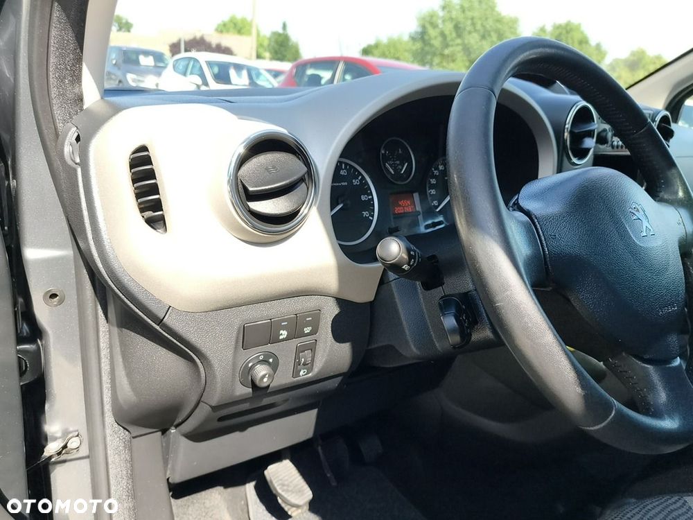 Peugeot Partner - 11