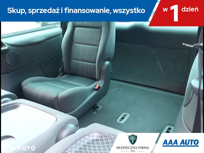 Volkswagen Sharan - 17