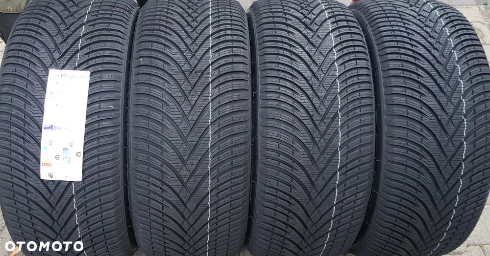 4x 245/40R19 Bf Goodrich G Force Winter 2 Komplet opon zimowych - 1