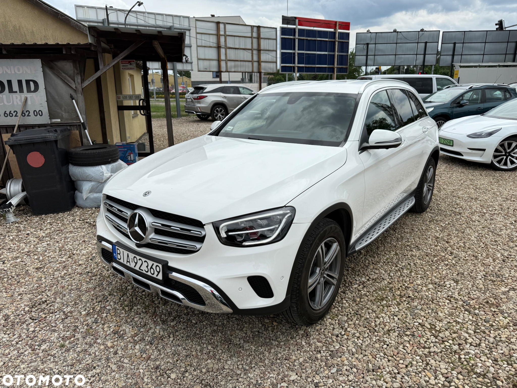 Mercedes-Benz GLC 300 4-Matic - 4