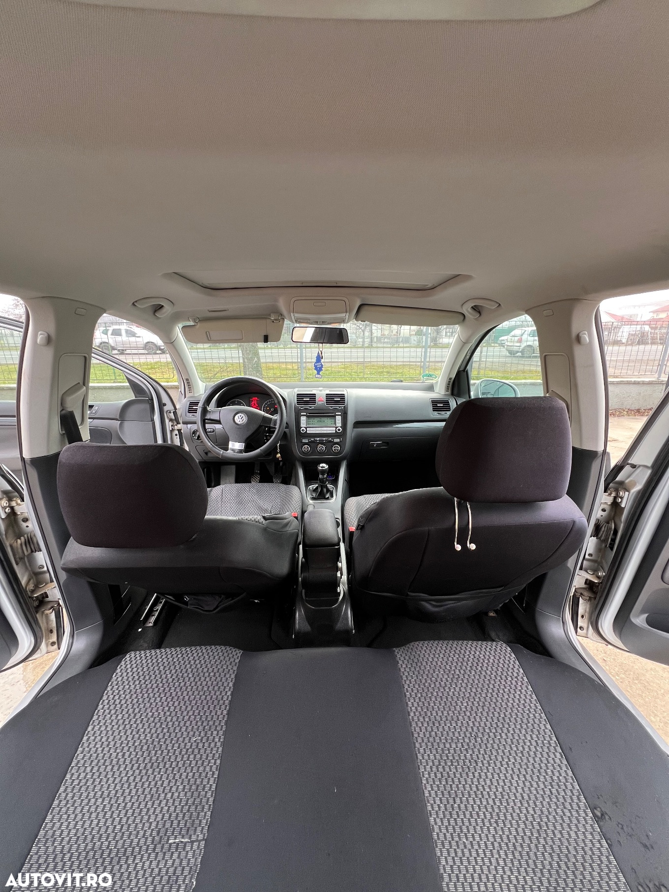 Volkswagen Golf 2.0 DPF GTD - 16
