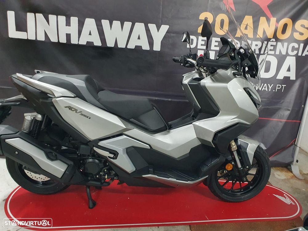 Honda ADV 350 - 1