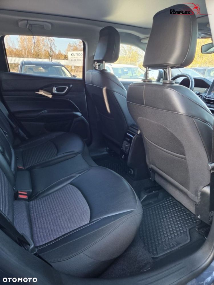 Jeep Compass - 11