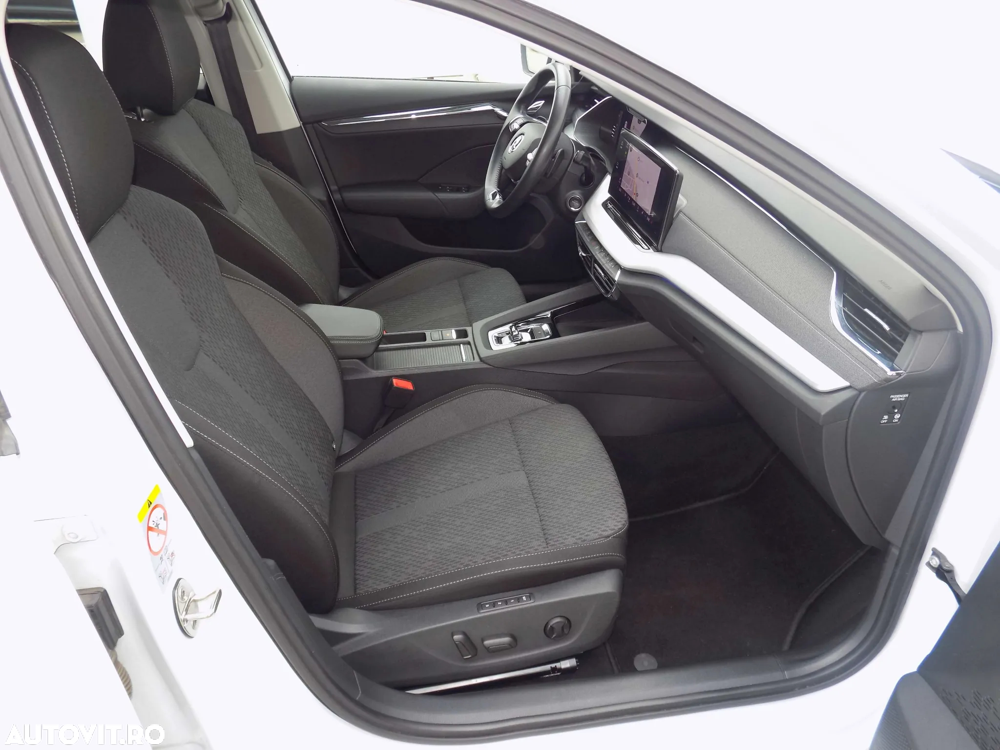 Skoda Octavia 2.0 TDI DSG Style - 31