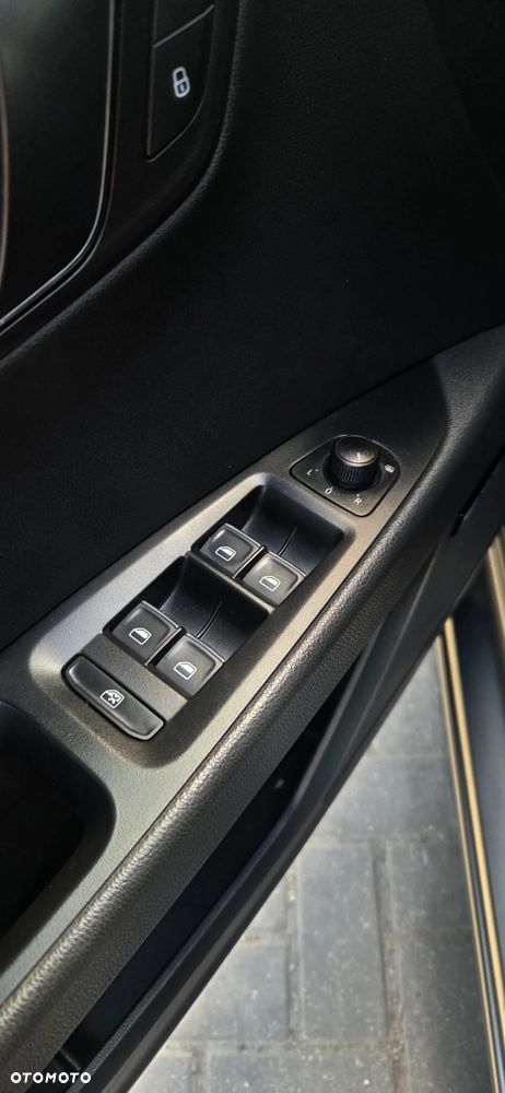 Seat Leon 2.0 TDI FR S&S DSG - 22