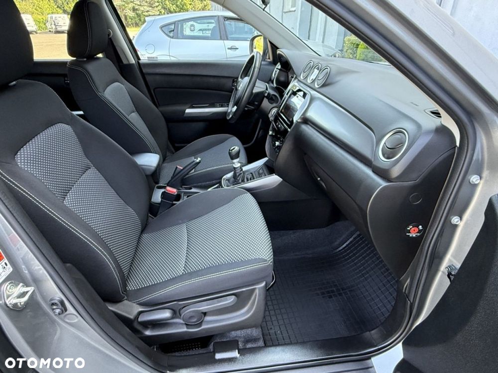 Suzuki Vitara 1.4 Boosterjet SHVS Premium 2WD - 29