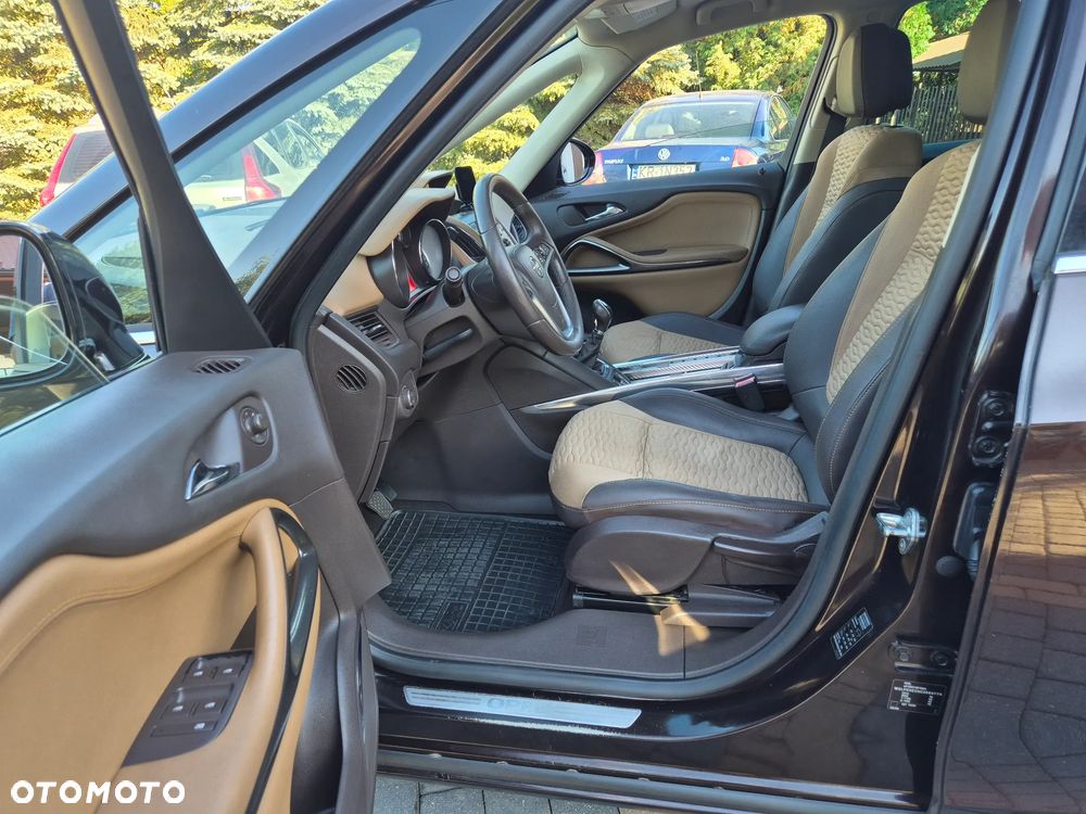 Opel Zafira Tourer 1.4 Turbo Business Edition - 9