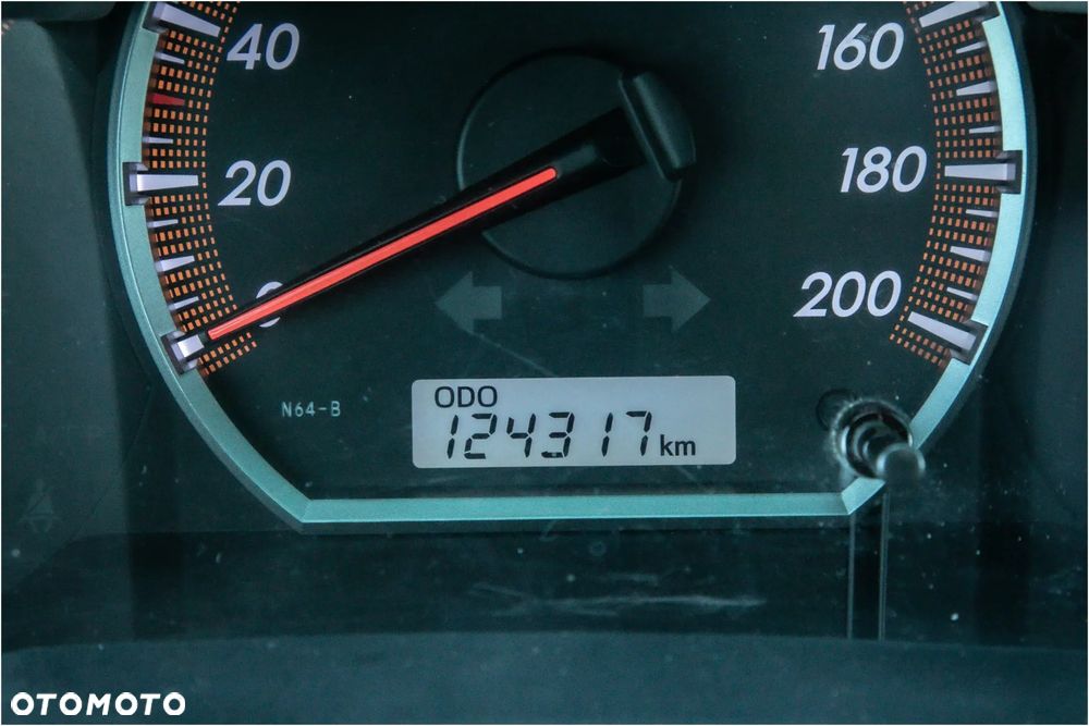 Toyota Hilux 3.0 D-4D SR5 - 19