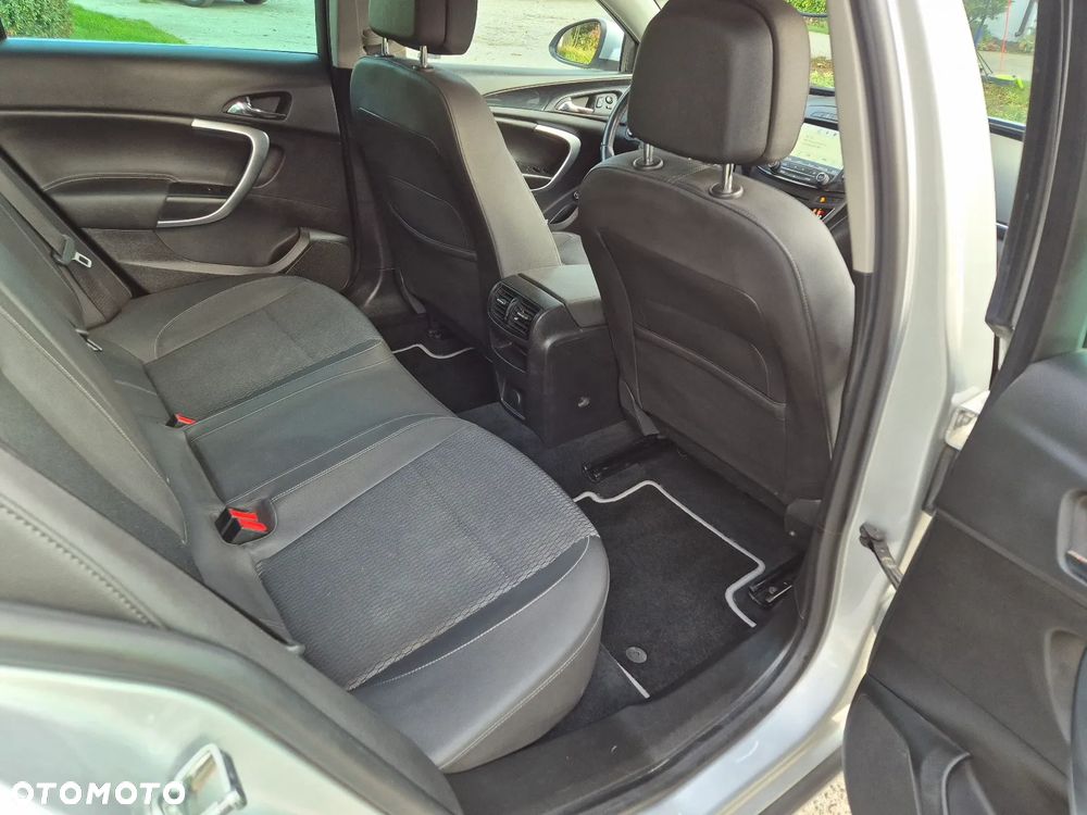 Opel Insignia - 11