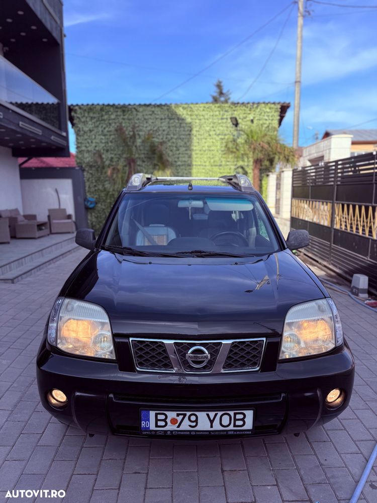 Nissan X-Trail 2.0 Sport 5u - 1