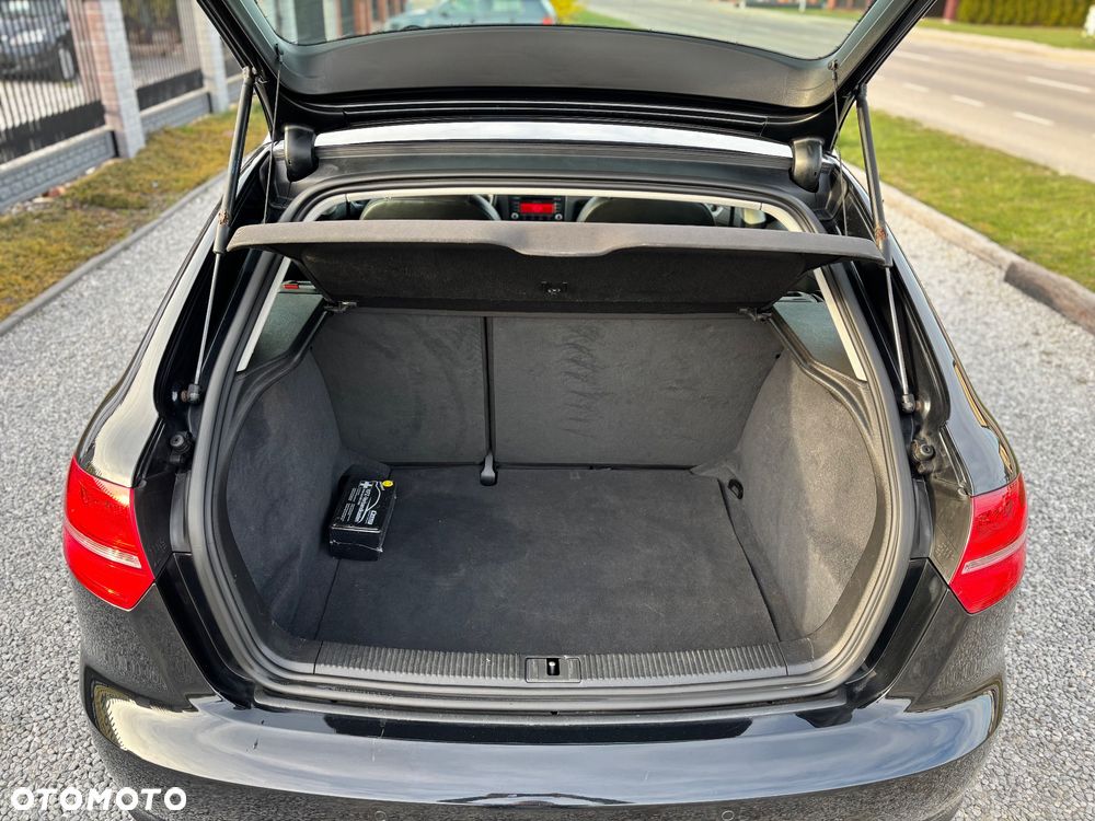 Audi A3 Sportback - 16