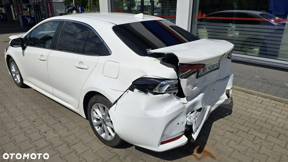 Toyota Corolla - 11
