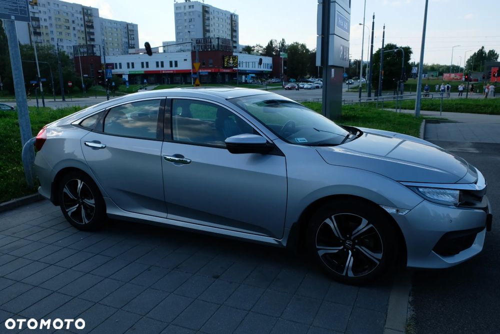 Honda Civic 1.5 T Executive CVT - 17