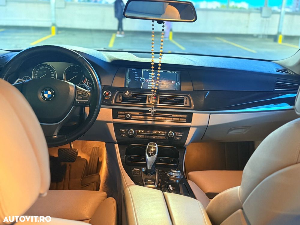 BMW Seria 5 520d - 12