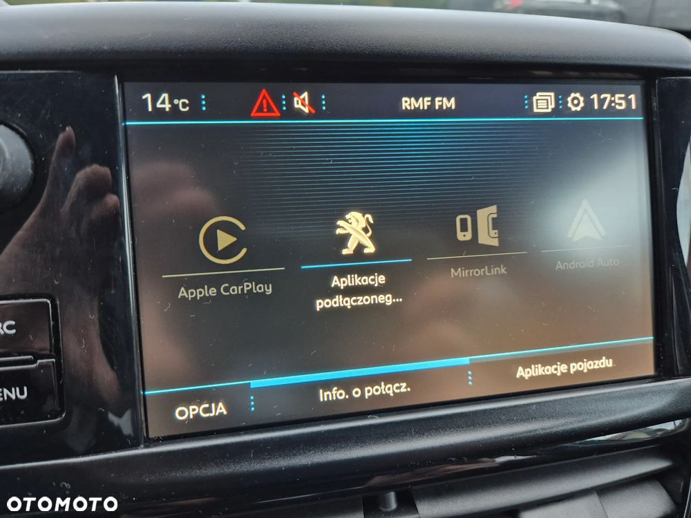 Peugeot 2008 ver-puretech-100-style-s-s-bvm6 - 32