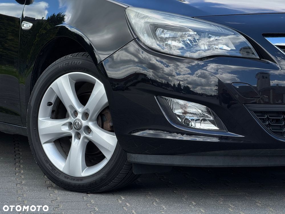Opel Astra 1.4 Turbo Design Edition - 5