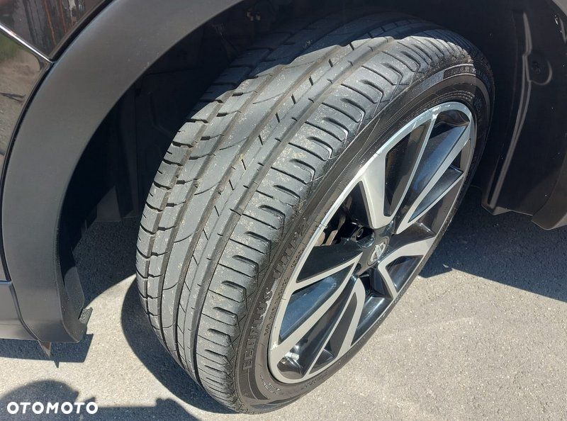 Nissan Qashqai 1.6 dCi 4 x 4 DPF tekna - 35