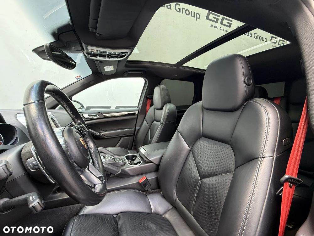 Porsche Cayenne S Diesel - 16