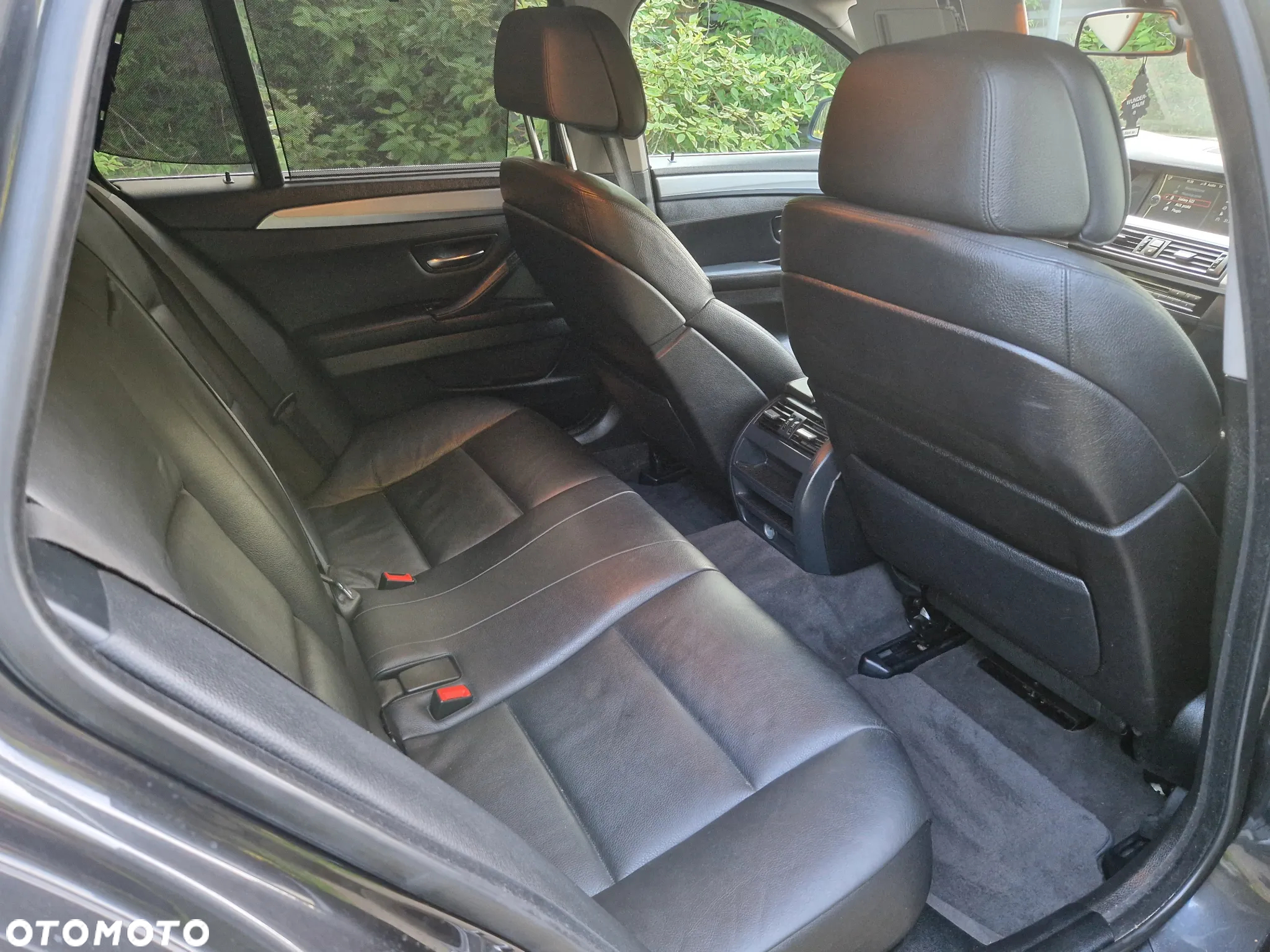 BMW Seria 5 525d xDrive - 28