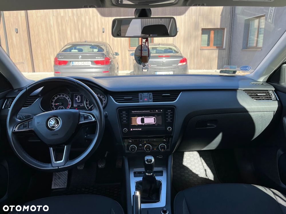 Skoda Octavia - 10