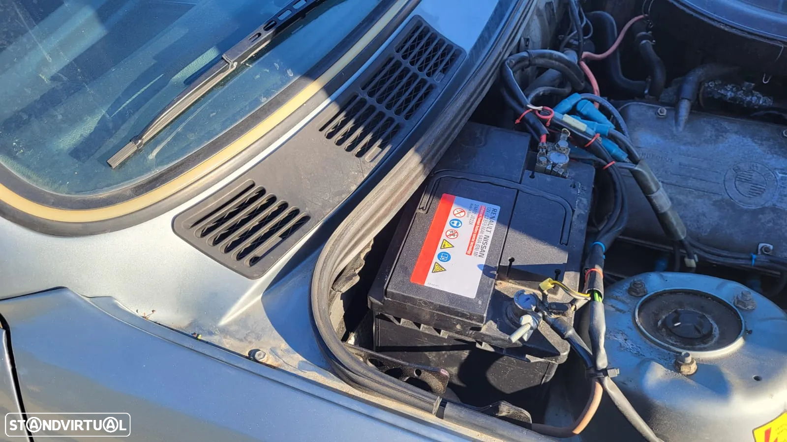 BMW 318 i - 15