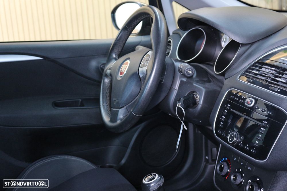 Fiat Punto Evo ver-1-3-m--jet-lounge-s-s - 25