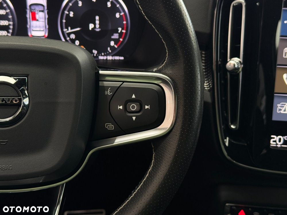 Volvo XC 40 T4 R-Design - 24