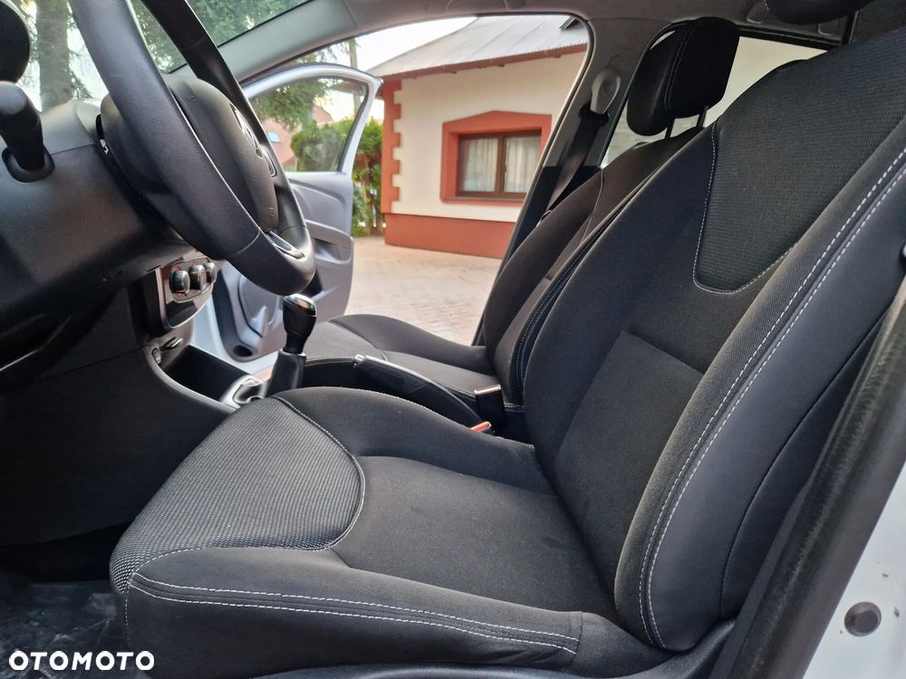 Renault Clio 1.2 16V Life - 21