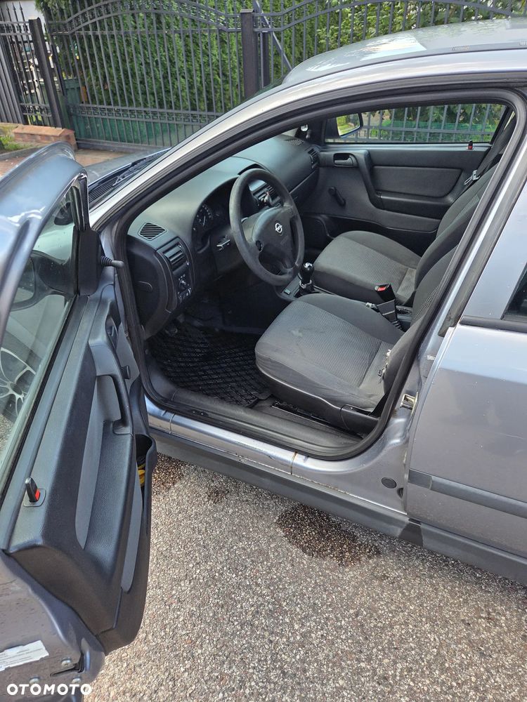 Opel Astra - 6