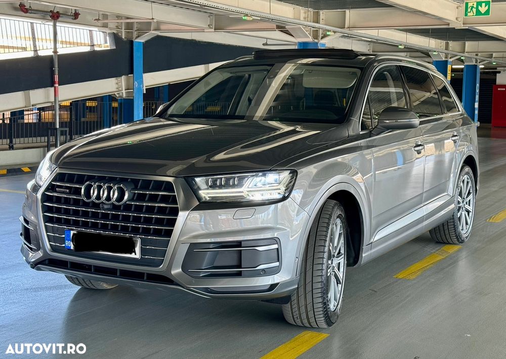 Audi Q7 - 1