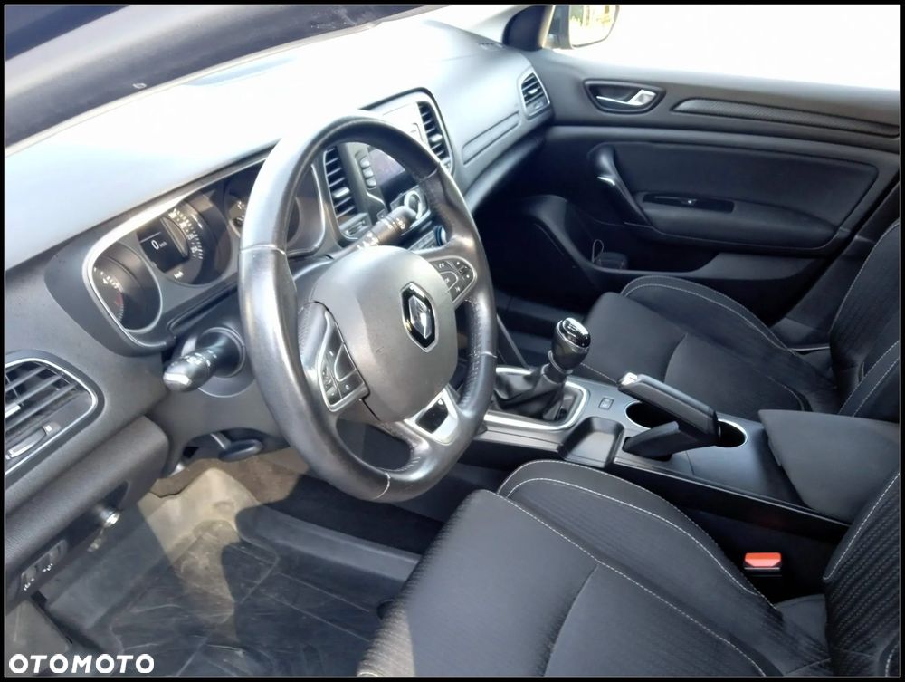 Renault Megane 1.5 dCi Zen - 8