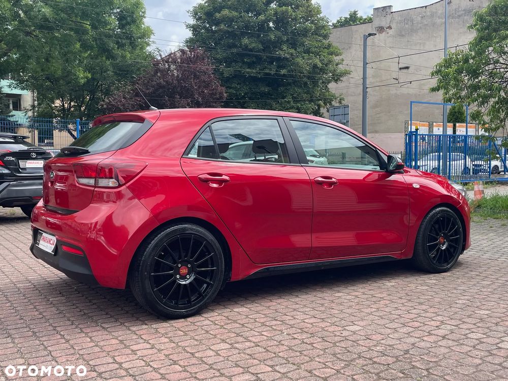 Kia Rio 1.2 M - 8