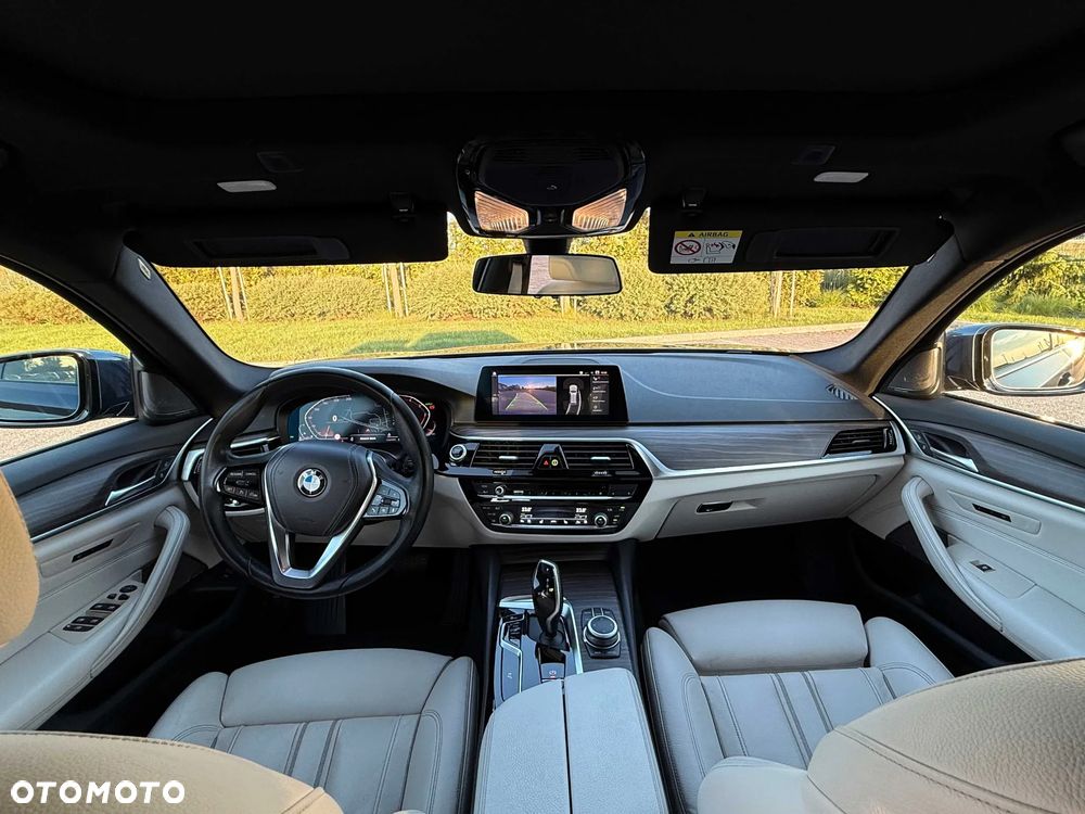BMW Seria 5 520d mHEV - 6