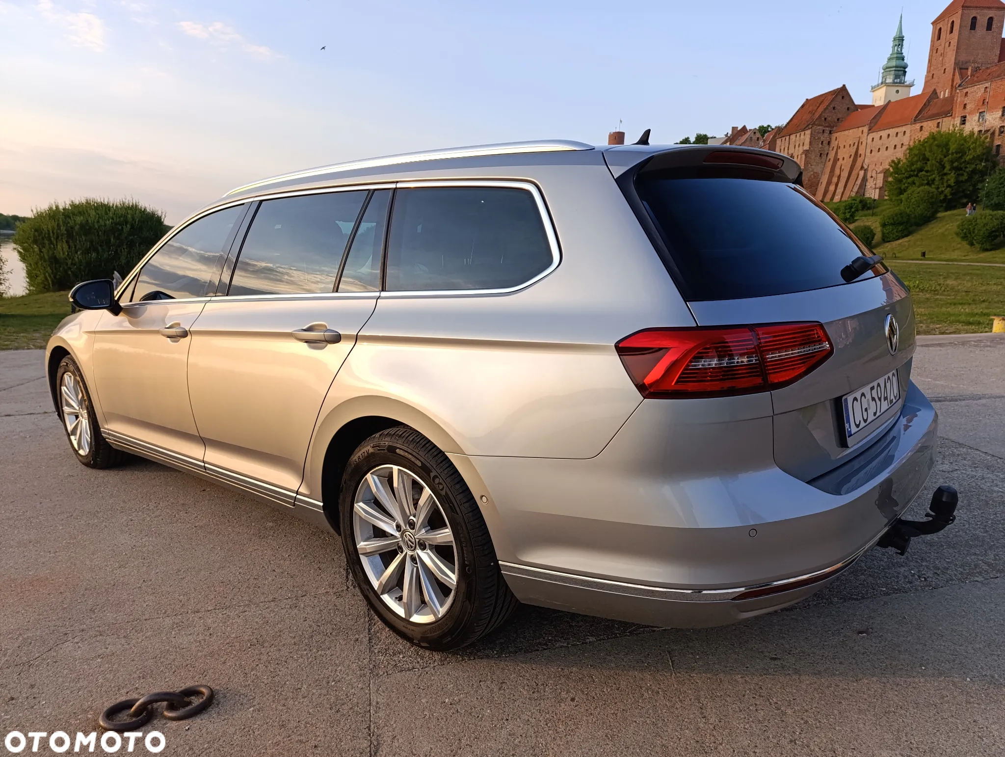 Volkswagen Passat 2.0 TDI BMT Highline - 14